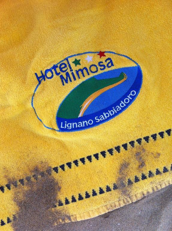 Hotel Mimosa Lignano Sabbiadoro Bagian luar foto